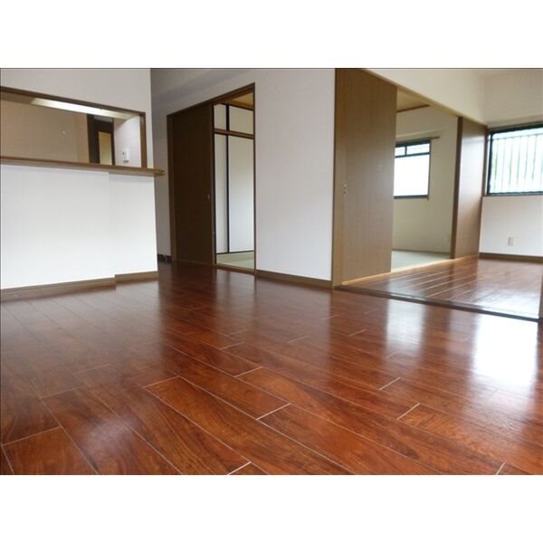 居室・リビング　反転タイプ