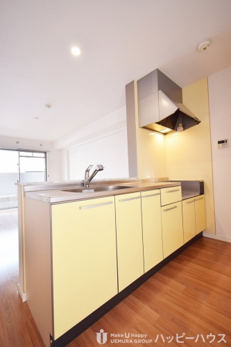 キッチン　※別部屋のため、参考画像となります。