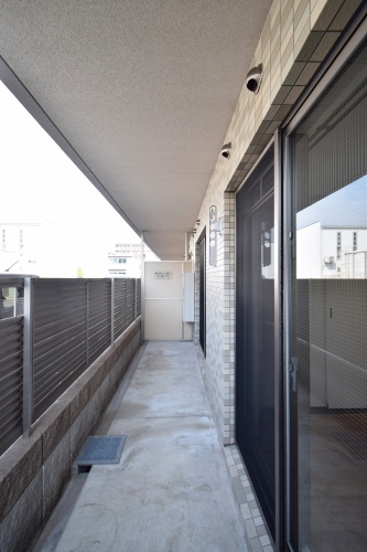 バルコニー　※別部屋のため、参考画像となります。