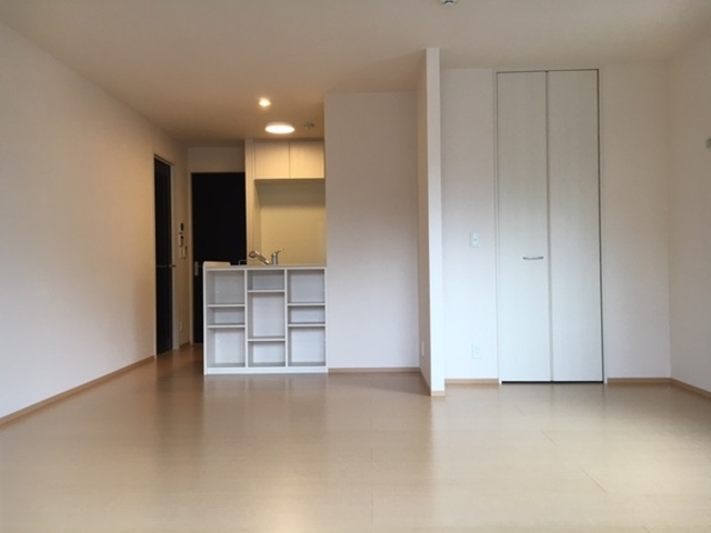 居室・リビング　洋室１５．８帖（エアコン付）