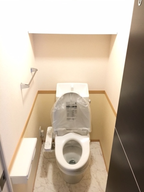 トイレ　トイレ