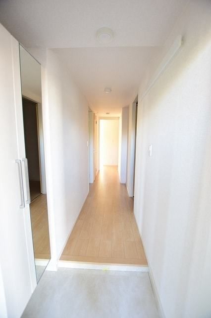 玄関　お問い合わせはタウンハウジング本八幡まで047-325-…