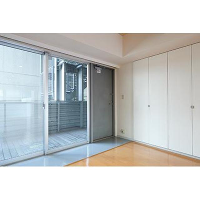 玄関　※写真は同タイプ住戸です。