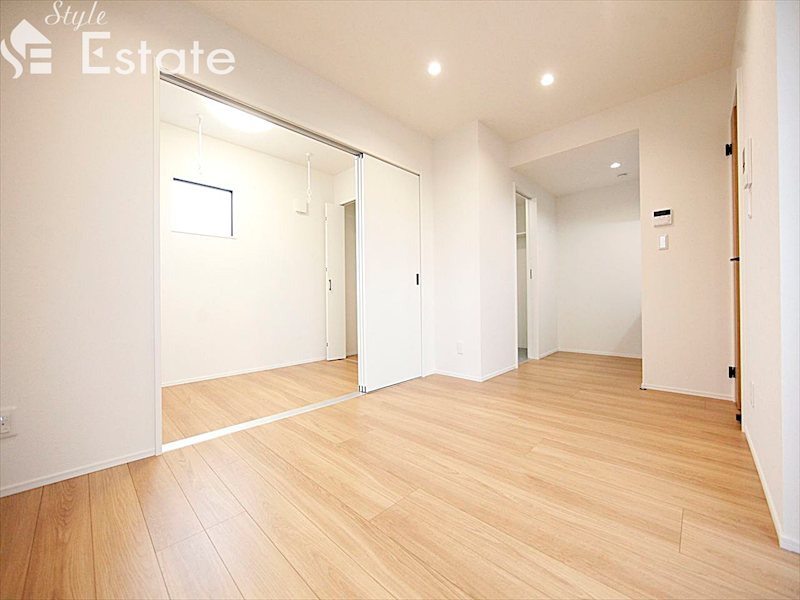 居室・リビング　内装