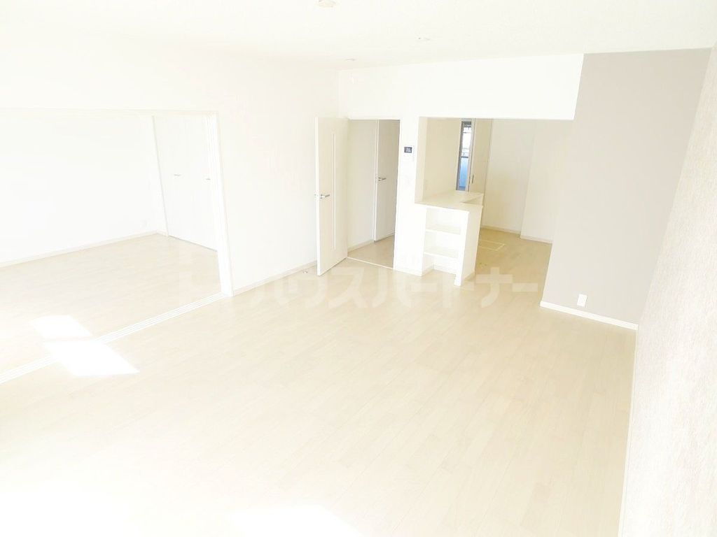 居室・リビング　※別号室参考写真※