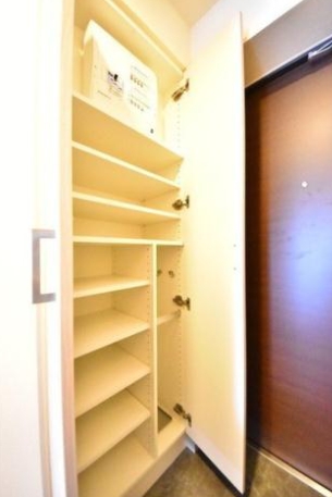 玄関　☆広々とした玄関☆