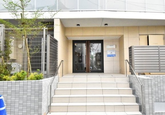 エントランス　☆共用部分☆