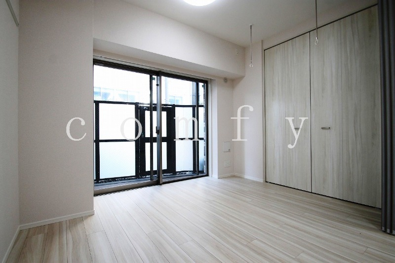 その他部屋・スペース　６．７帖の洋室