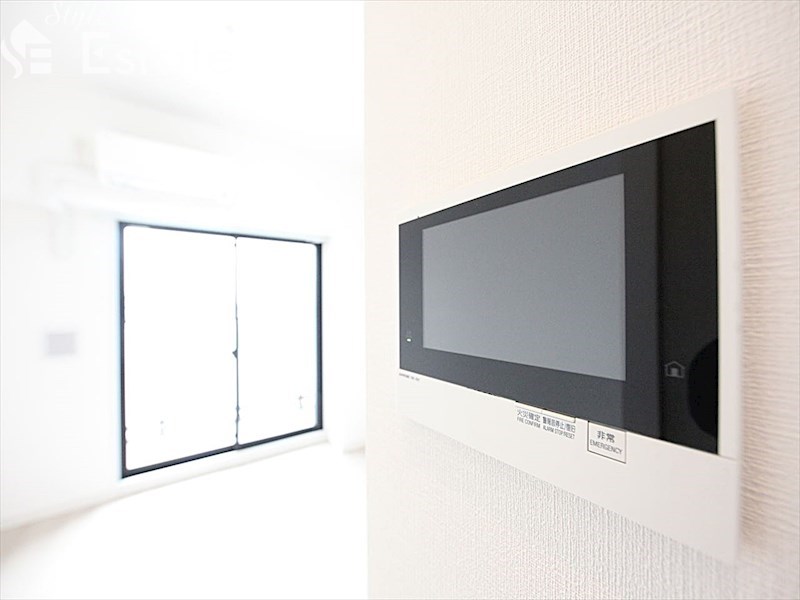 セキュリティ　モニター付きインターホン