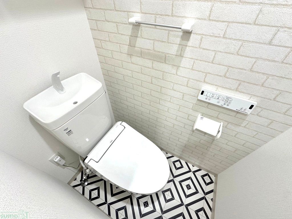 トイレ　トイレ