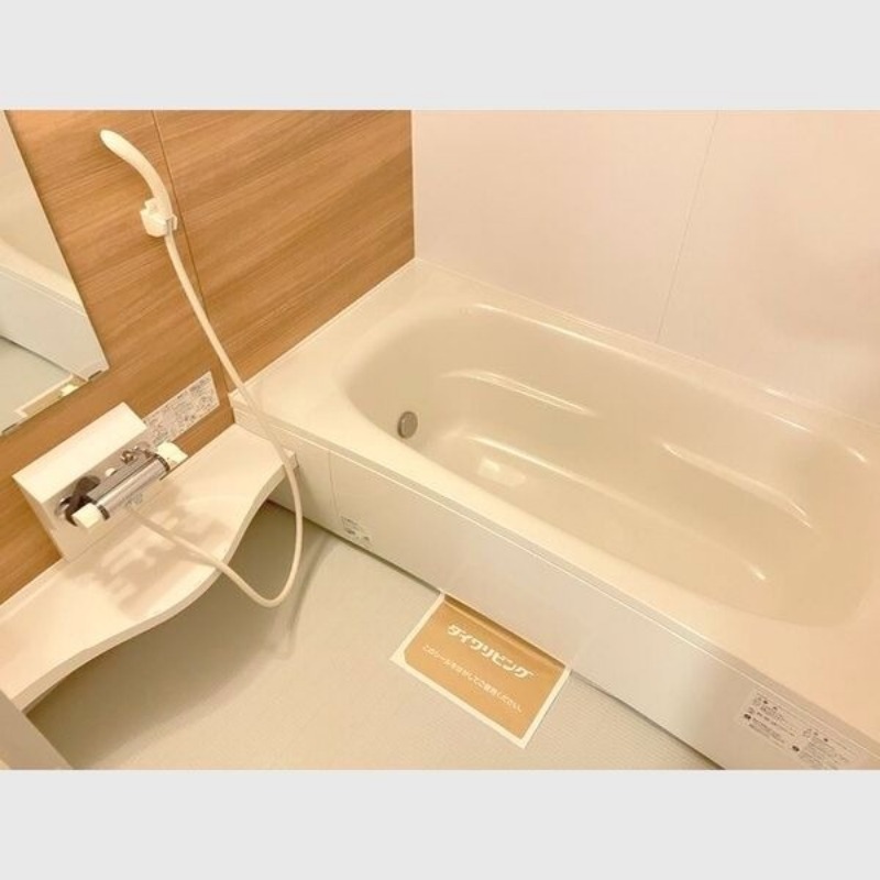 バス・シャワールーム　ゆったりバスルーム♪