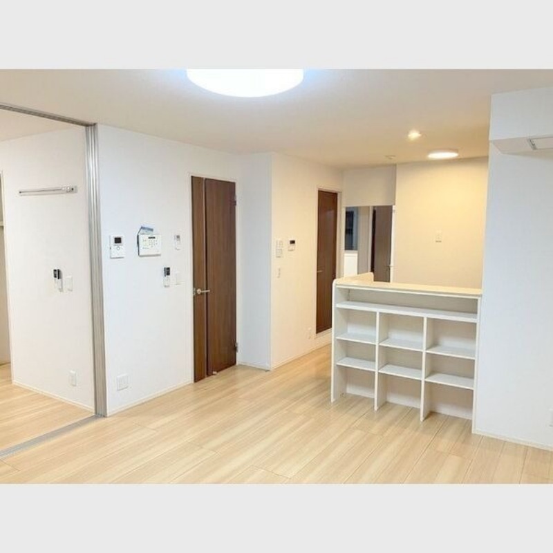 居室・リビング　明るく広々リビングスペース♪