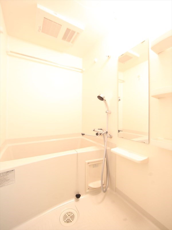 バス・シャワールーム　バスルーム　浴室暖房乾燥機付き