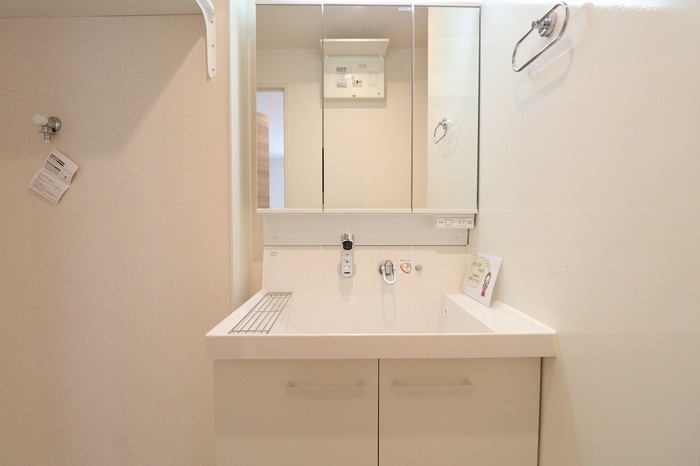 洗面設備　洗髪洗面化粧台
