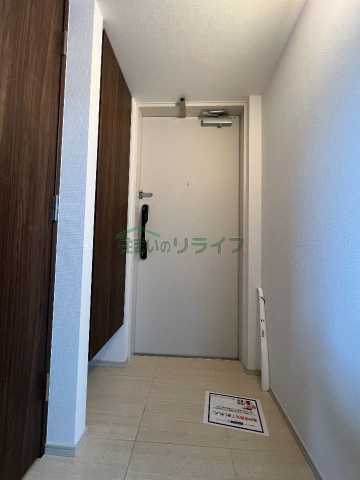 玄関　クレヴィアリグゼ三軒茶屋