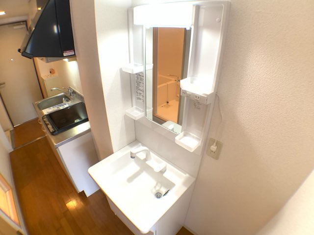 洗面設備　洗髪洗面化粧台付き♪