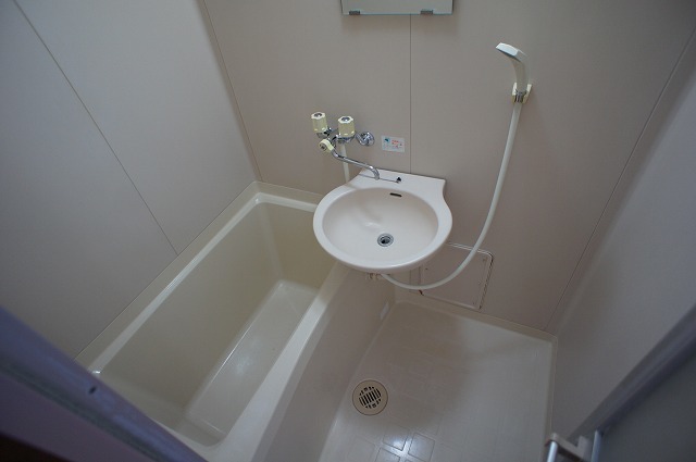 バス・シャワールーム　洗面・浴室