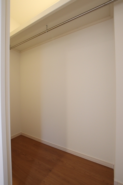 収納　２０２号室