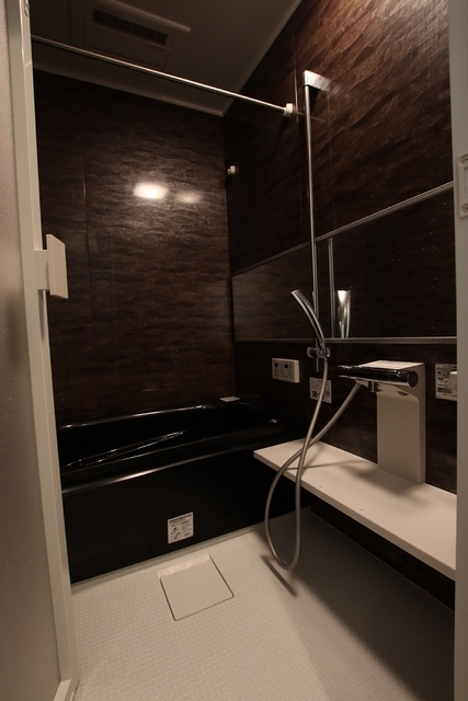 バス・シャワールーム　２０２号室