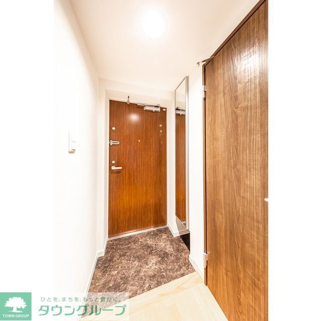 玄関　お部屋探しは株式会社　タウンハウジング　までお気軽にお問合…