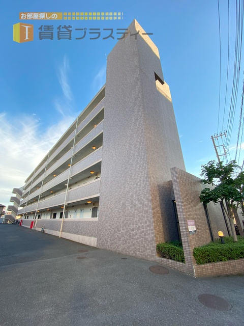 建物外観　２路線利用可能なファミリー物件