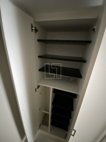 収納　セレニテ本町グランデ　シューズボックス