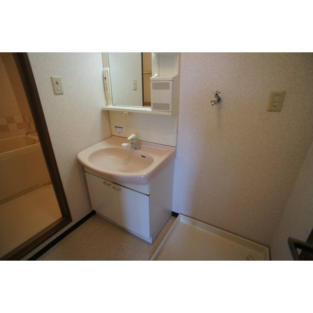 洗面設備　洗髪洗面化粧台