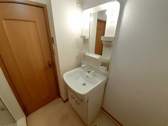 洗面設備　忙しい朝には欠かせない洗面所です