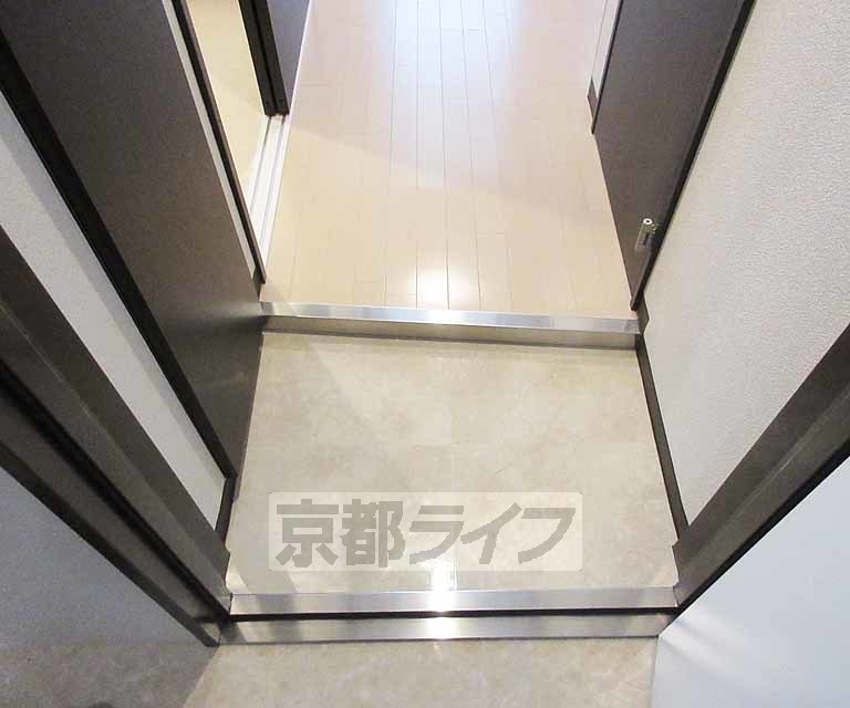 玄関　段差も少ない！