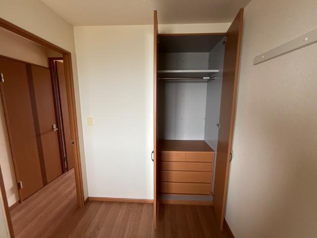収納　クローゼット