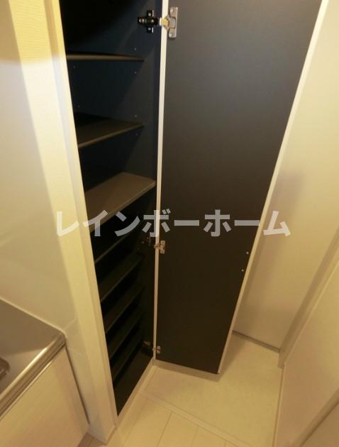 収納　十分な収納スペースがあります