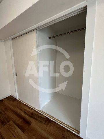 収納　レスポワール北堀江　クローゼット