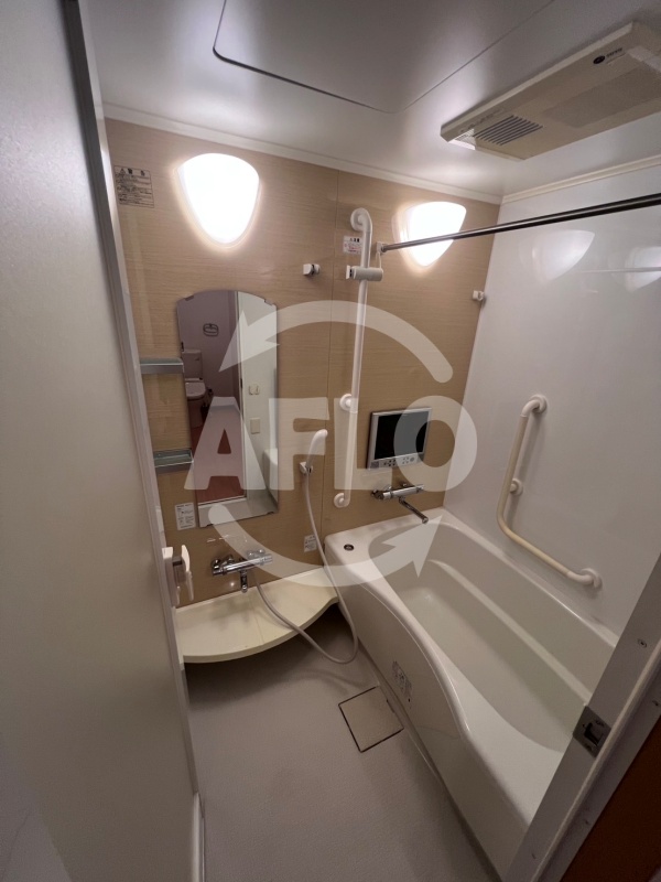 バス・シャワールーム　クローバー・プレミア昭和町　浴室