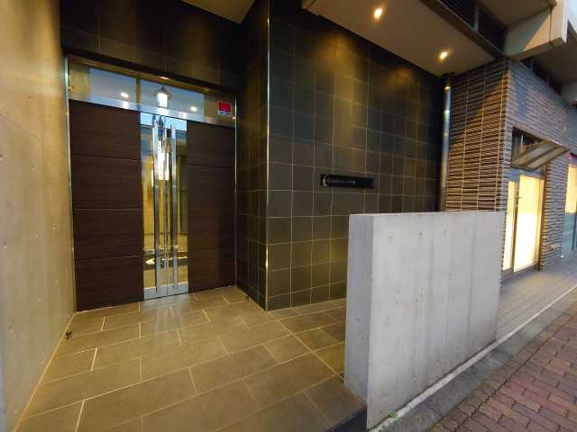 エントランス　コンフォリア春日富坂