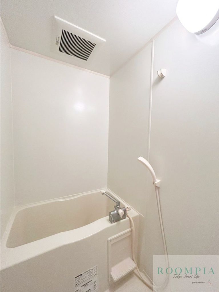 バス・シャワールーム　バス