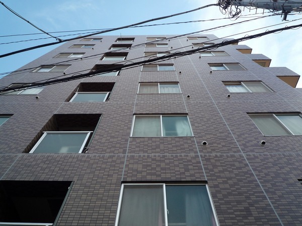 建物外観　建物外観を気になさる方へ、見た目の良い物件です