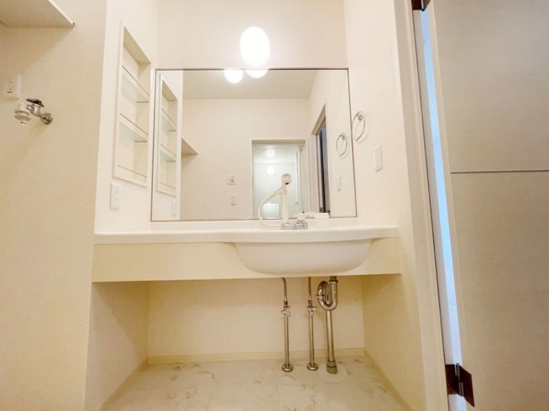 洗面設備　図面と現状に相違がある場合には現状を優先