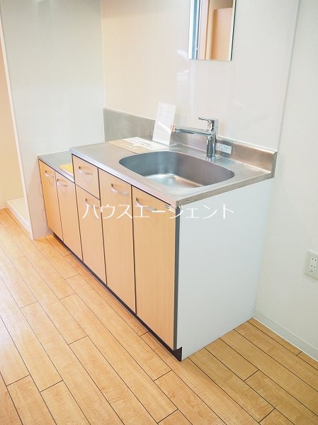 キッチン　２口ガスコンロ設置可能キッチン ※別号室参考画像。