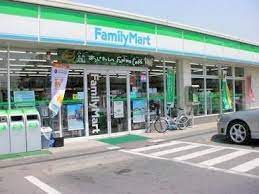 コンビニ　ファミリーマート 本田みなと通店（コンビニ）まで297m