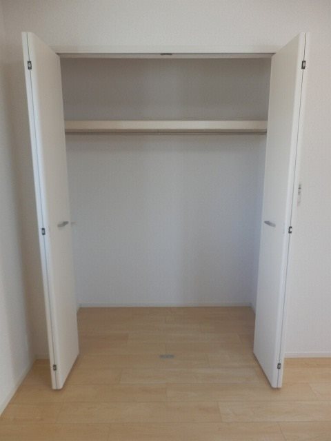 収納　写真は同タイプです。