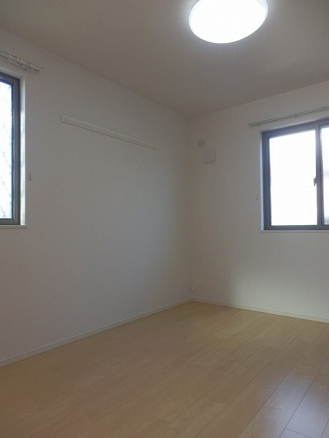 居室・リビング　写真は同タイプです。