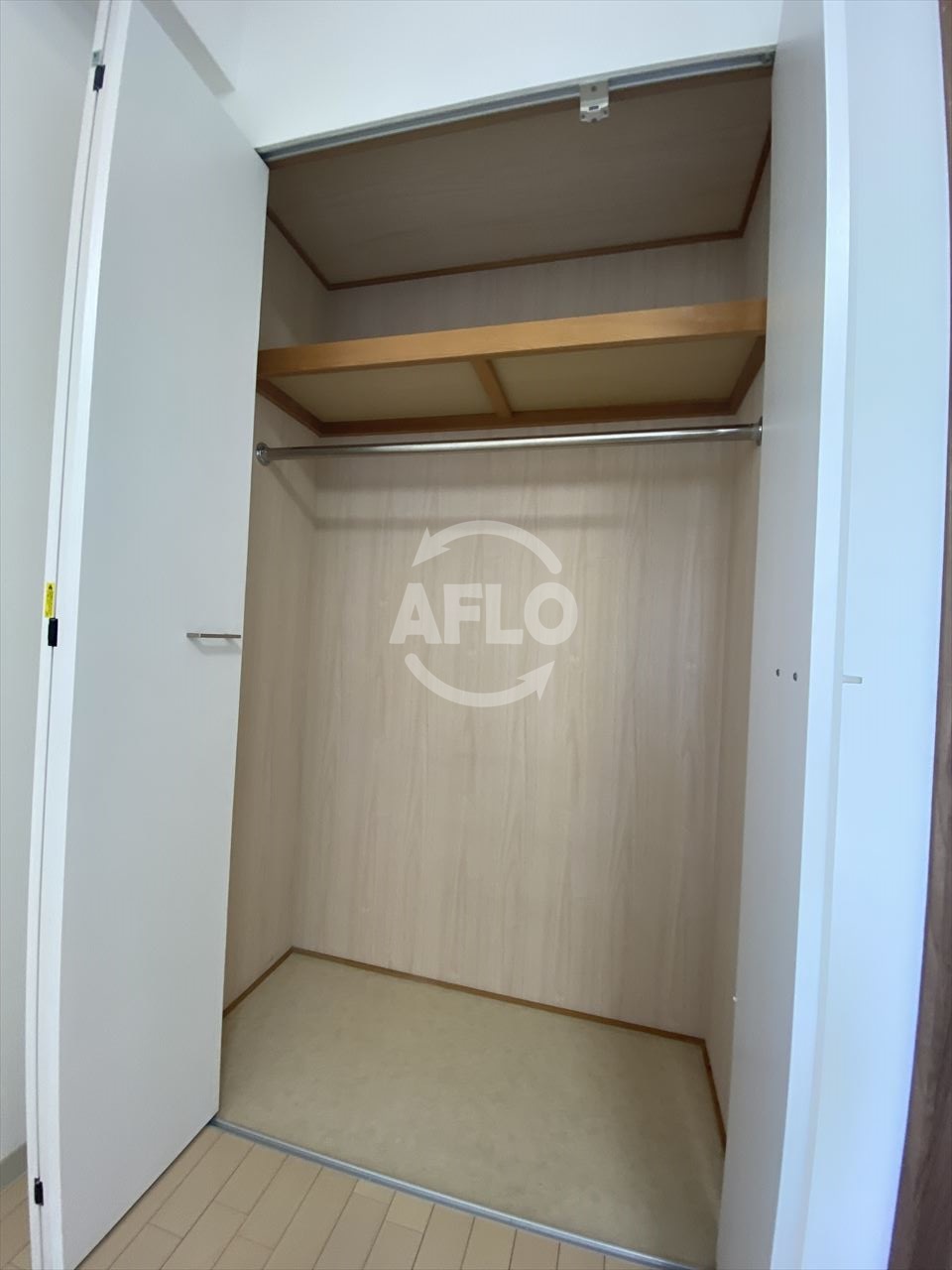 収納　アーデン谷町　クローゼット