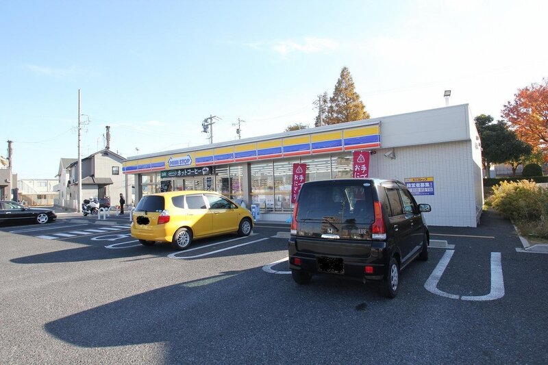 コンビニ　ミニストップ名古屋供米田店（コンビニ）まで354m