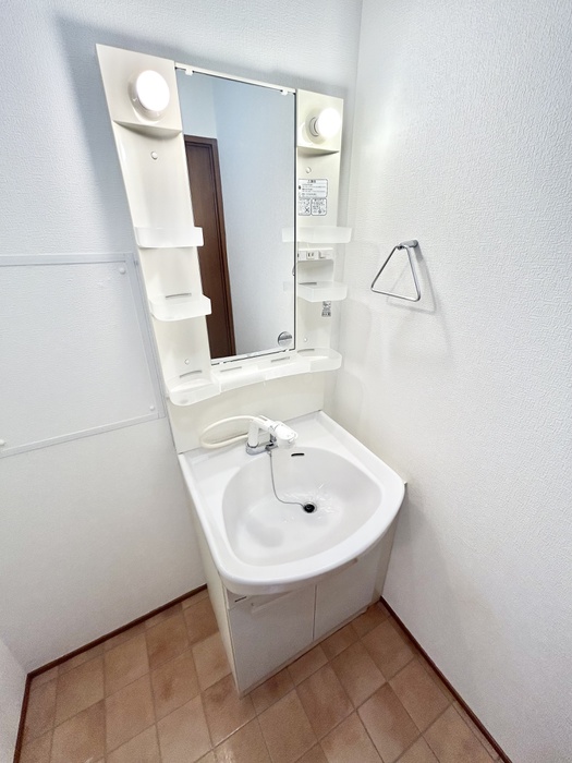 洗面設備　※同系タイプ