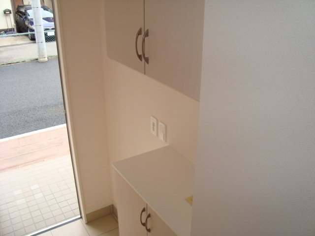 玄関　玄関（イメージ）