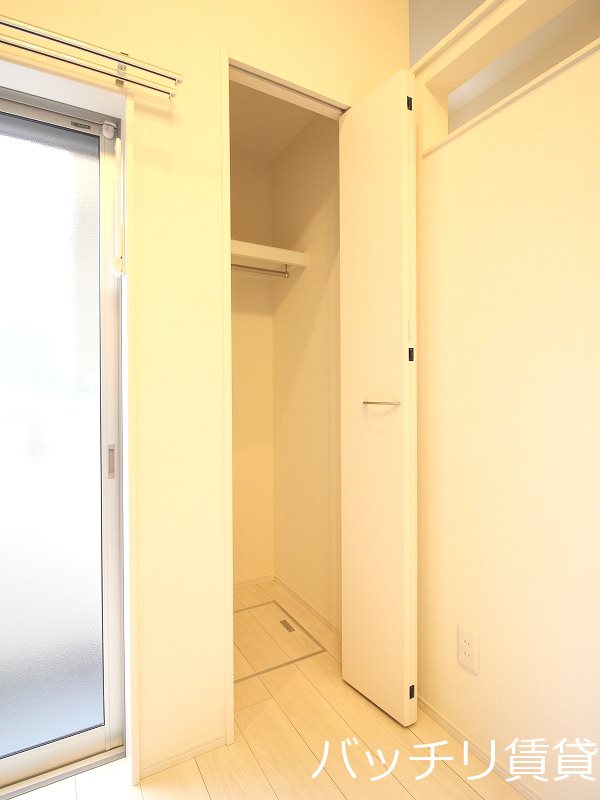 収納　同型タイプの為、現状を優先致します。