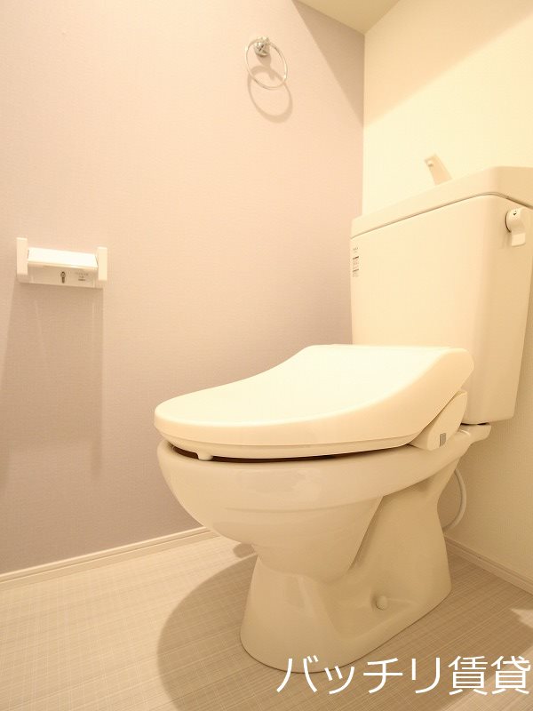 トイレ　同型タイプの為、現状を優先致します。