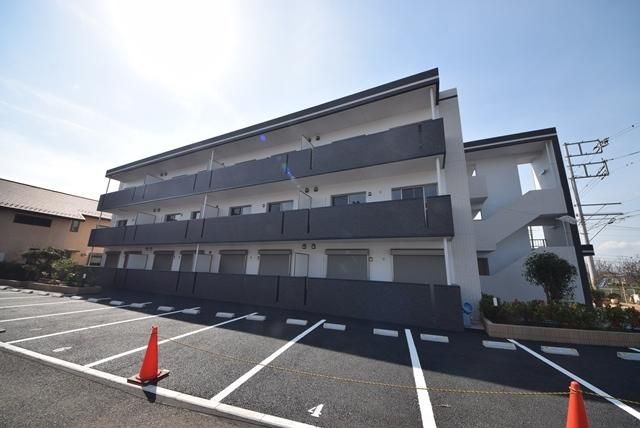 建物外観　★駅徒歩圏内設備充実★