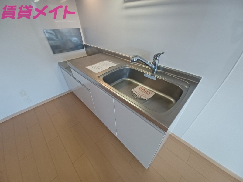 キッチン　同型参考写真