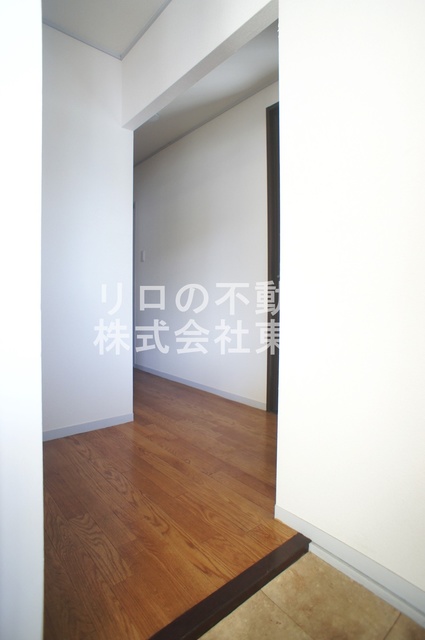 玄関　玄関から見たお部屋です☆